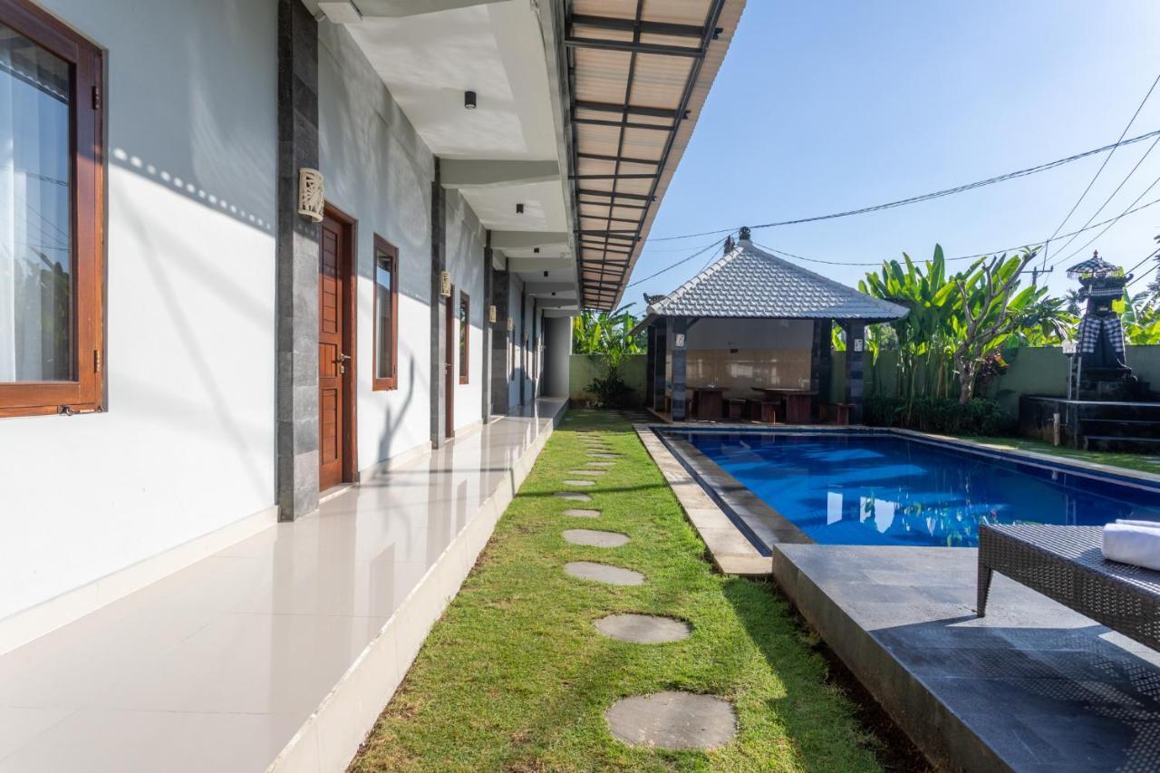 Cempaka Mas Guest House Canggu Exteriör bild