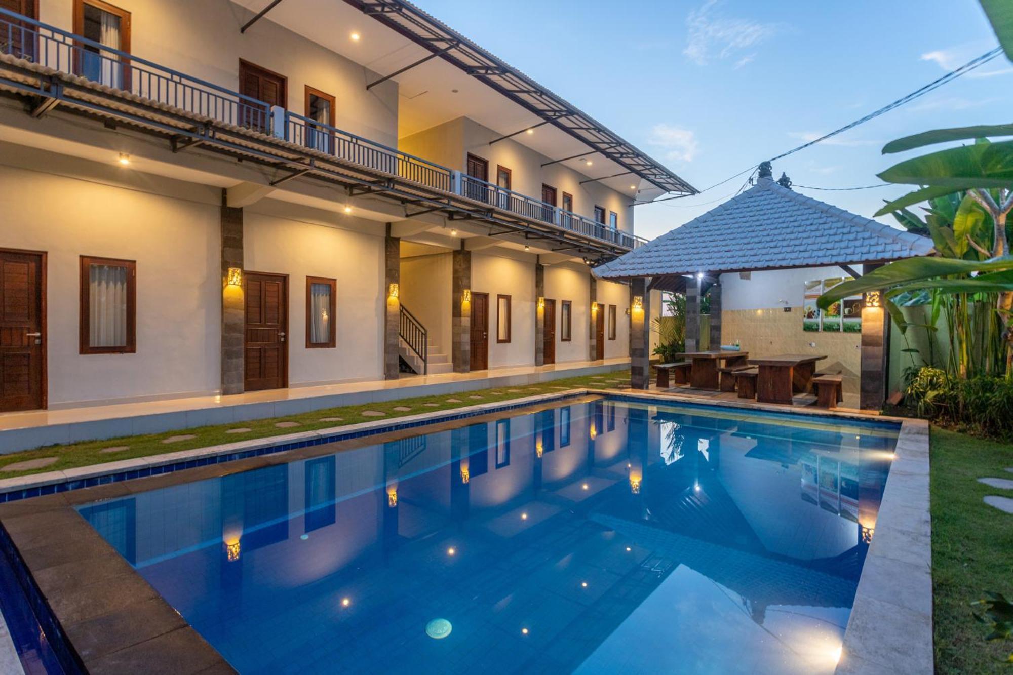 Cempaka Mas Guest House Canggu Exteriör bild